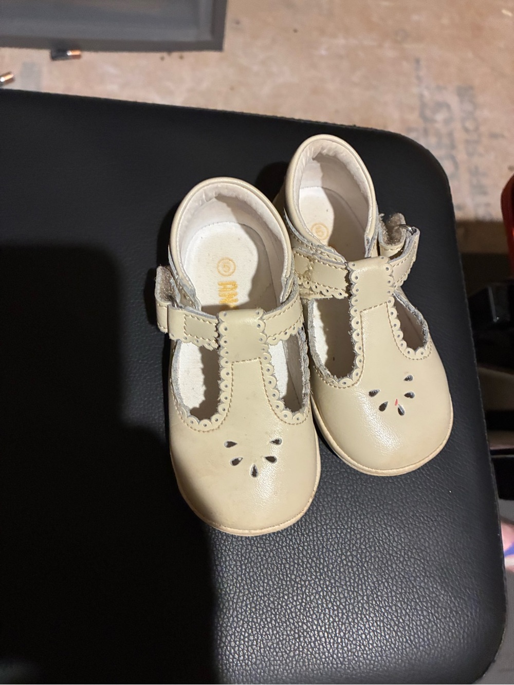 Angels Cream T‑Strap Baby Shoes with Scallop Trim